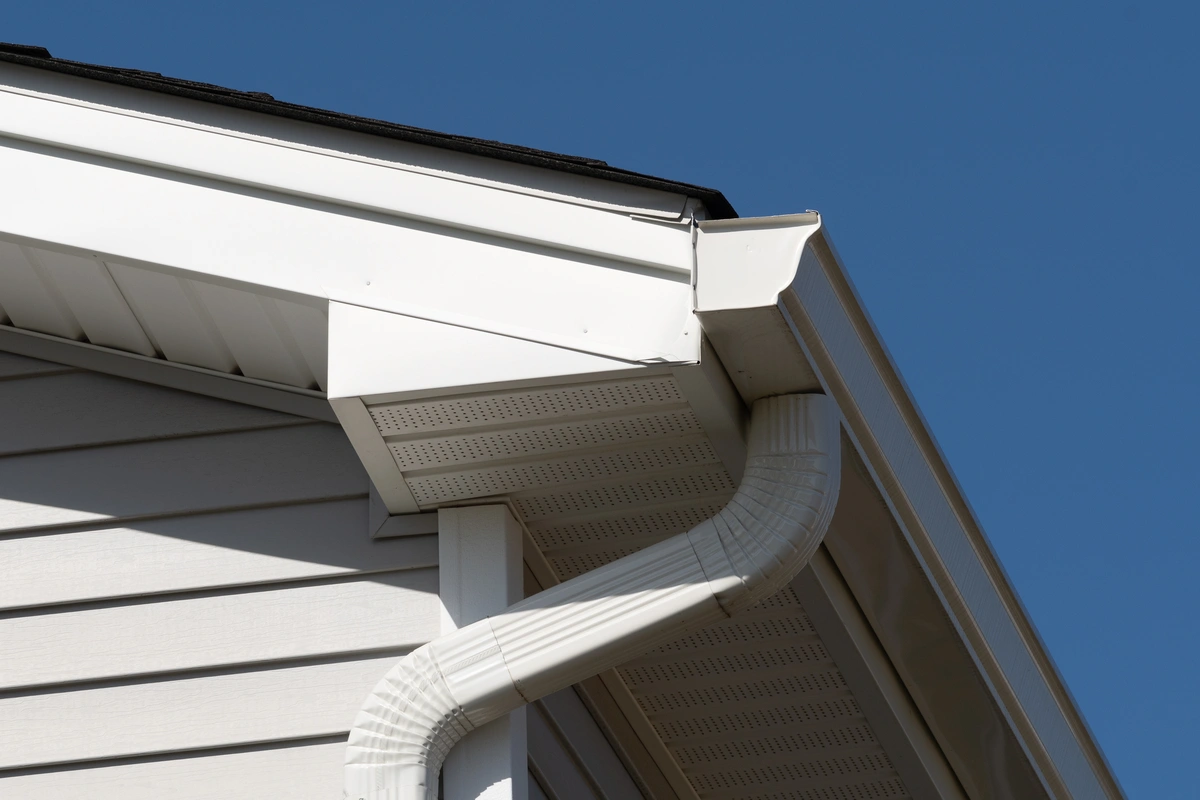 white-metal-drip-edge